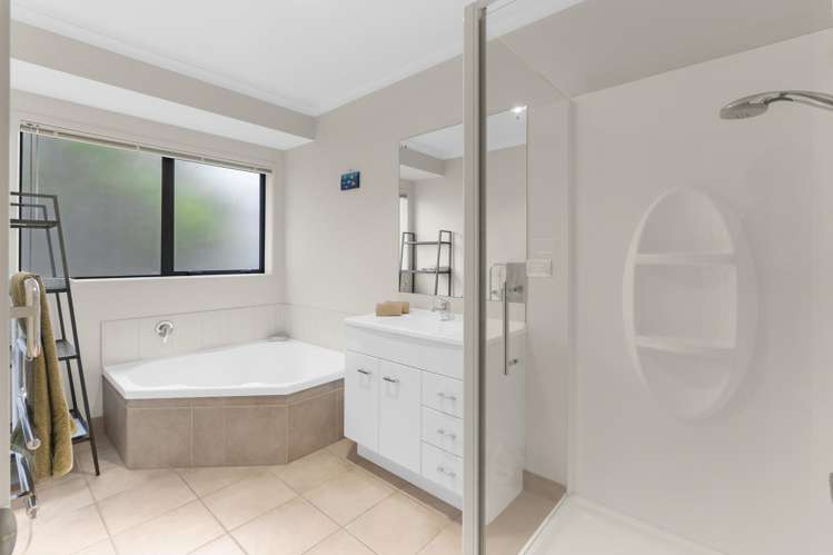 12 Bloomfield Rise Stanmore Bay_20