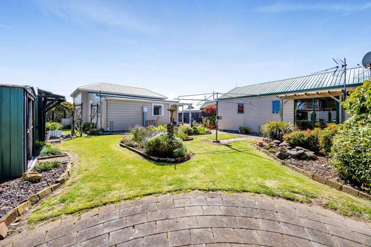 64 Camberwell Road Hawera_28