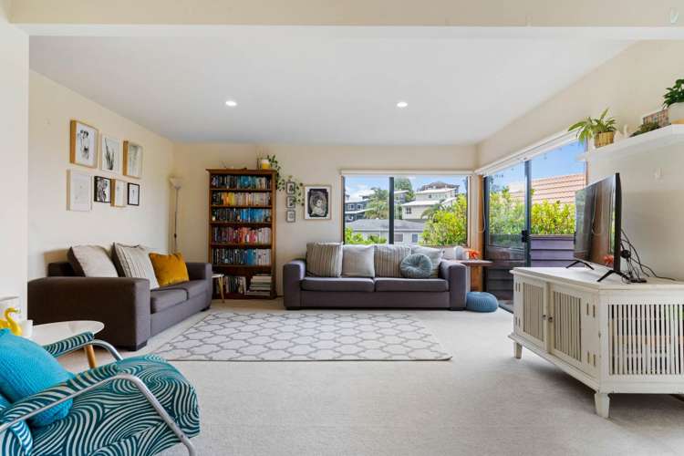 3/96 William Bayes Place Red Beach_7