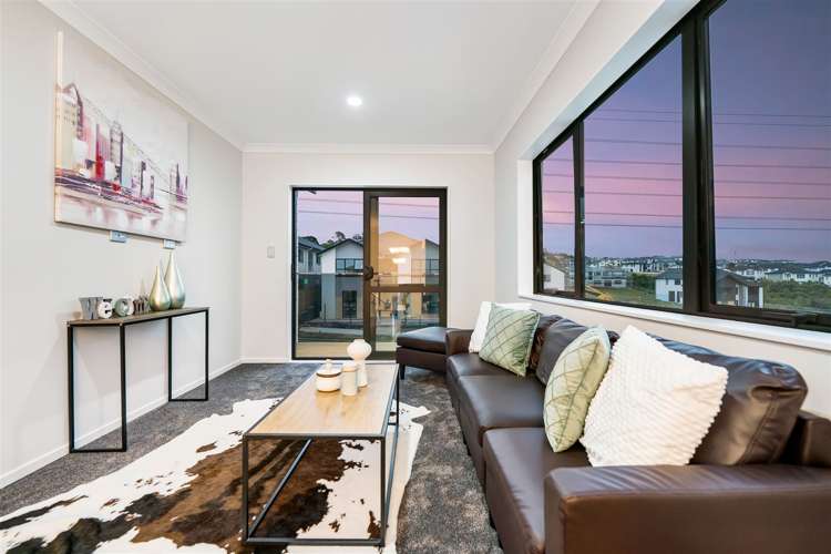 10 Uru Drive Flat Bush_12