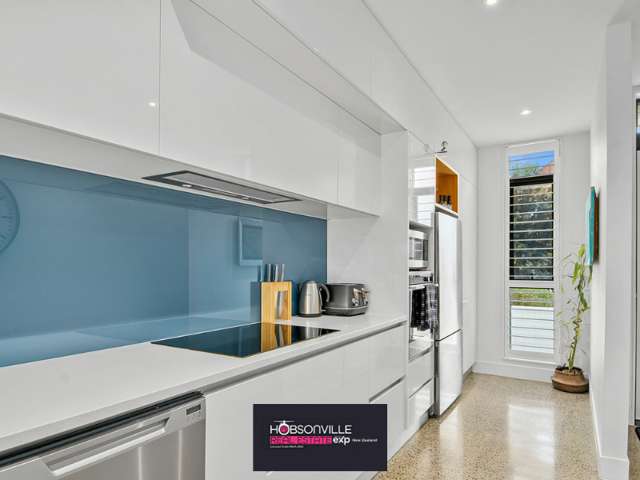 21 Isitt Road Hobsonville_3