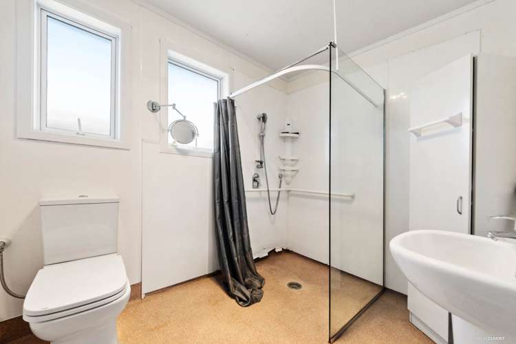 20 Roberts Road Te Atatu South_8