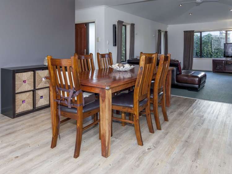 30 Cholmondeley Crescent Whitianga_4