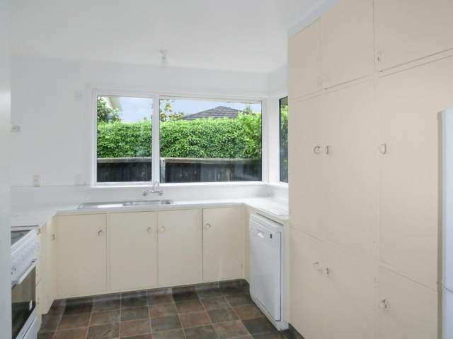 22 Rutherglen Av Ilam_1