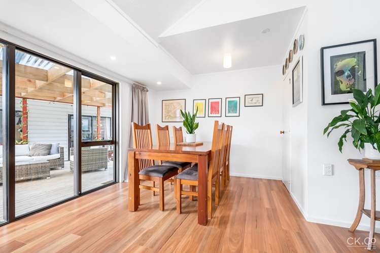 3 Laredo Grove Totara Park_7