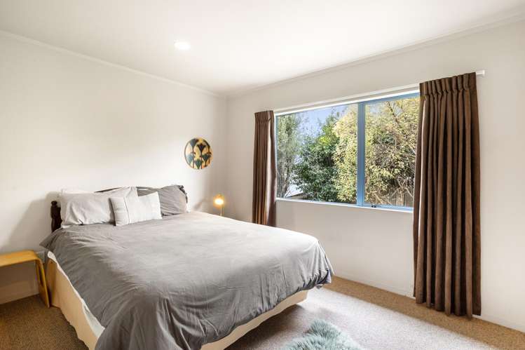 15 The Crows Nest Cooks Beach_5