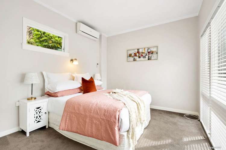 1/135 Exmouth Road Northcote_2