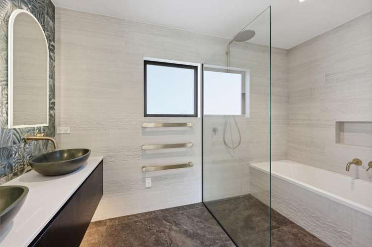 64 Robbies Road Shelly Park_19