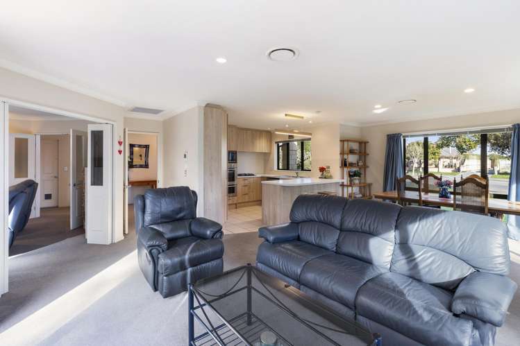 215 Southfield Drive Lincoln_5