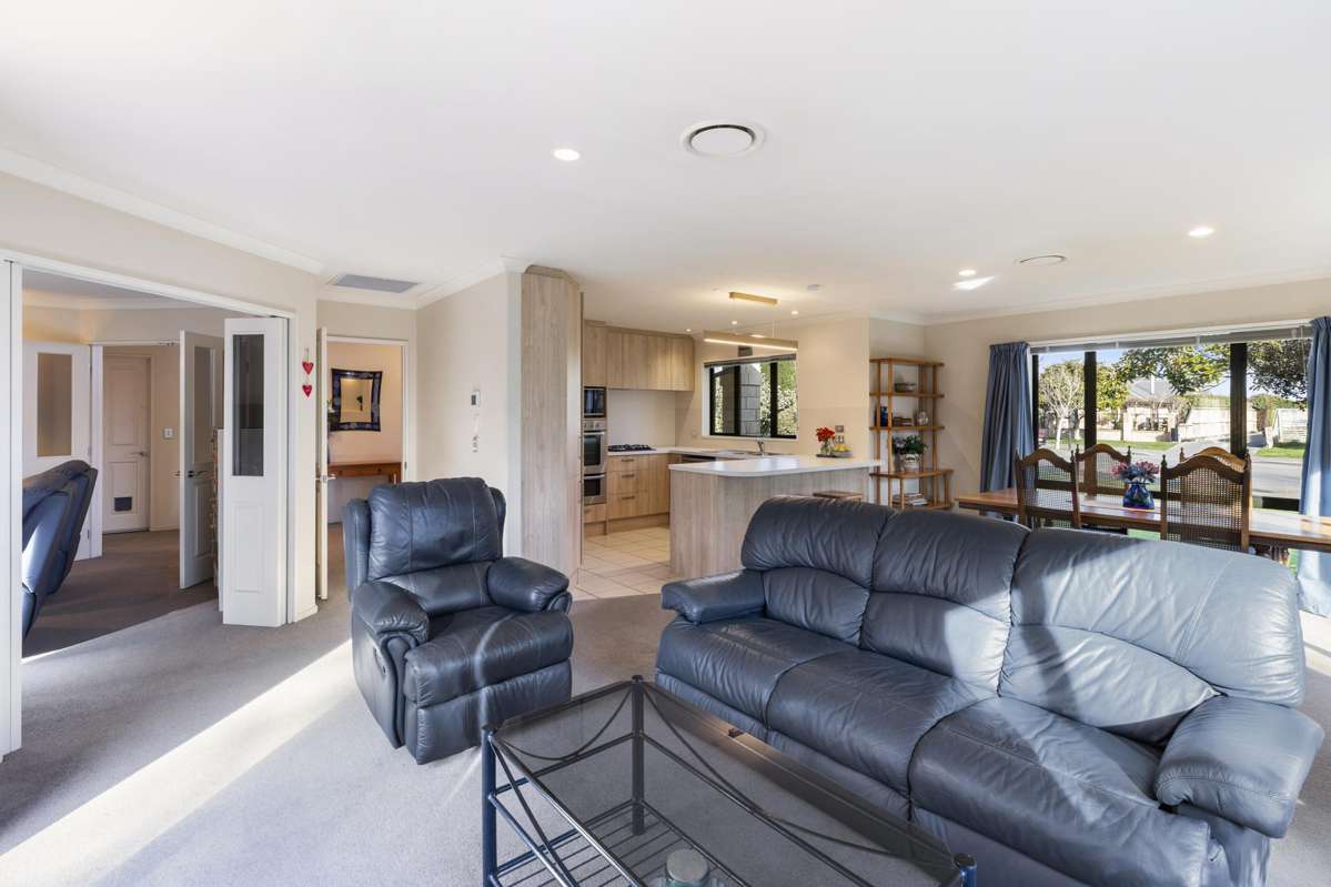 215 Southfield Drive_1