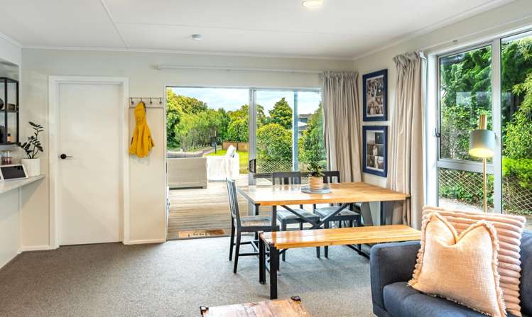 7 Graham Grove Waikanae_5