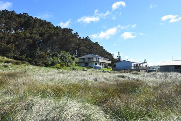 80 Akitio Esplanade Pongaroa_24