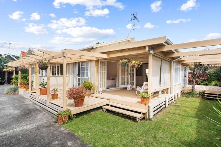 81 Eleventh Avenue Avenues_25