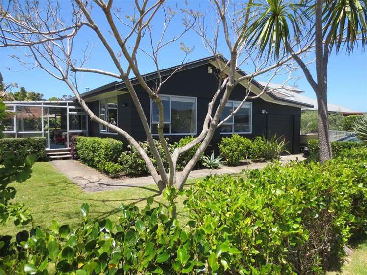 42 Cholmondeley Crescent Whitianga_0