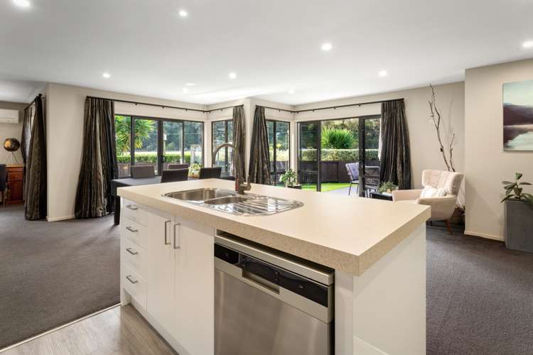 8 Edward Bullen Place Thames_10