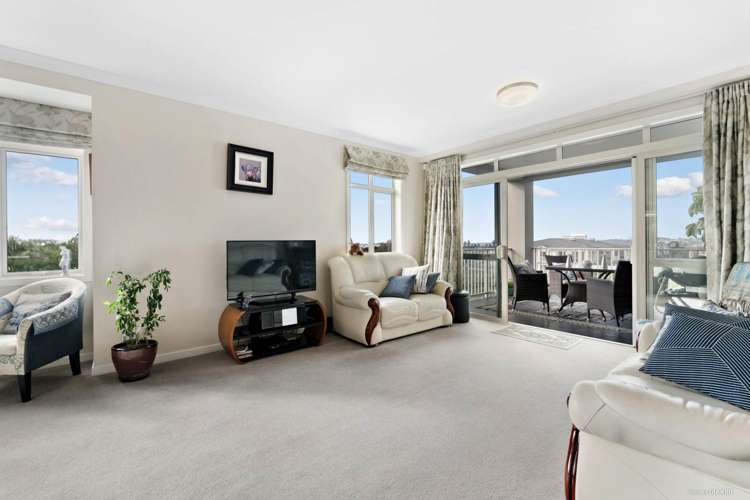82 Landmark Terrace Orewa_0