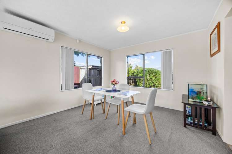 2/6 Dillimore Avenue Pakuranga_6