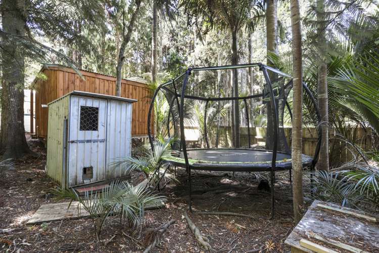 227 Woodlands Park Road Titirangi_20