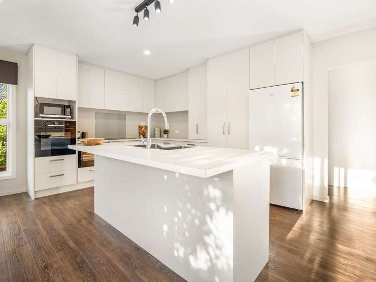52 Beach Road_3