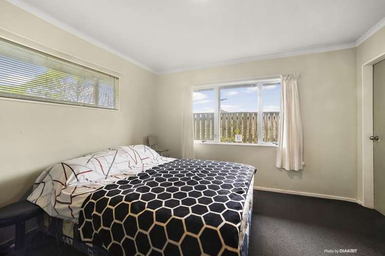 25 Bowes Crescent Strathmore Park_10