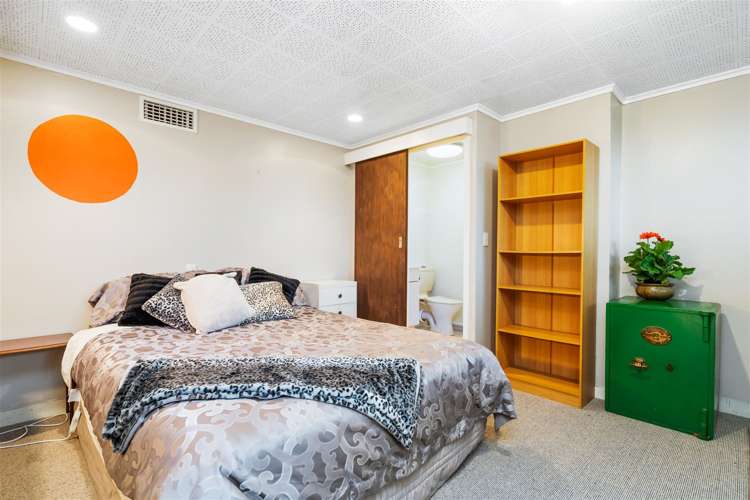 4 Cowley Place Kamo_11