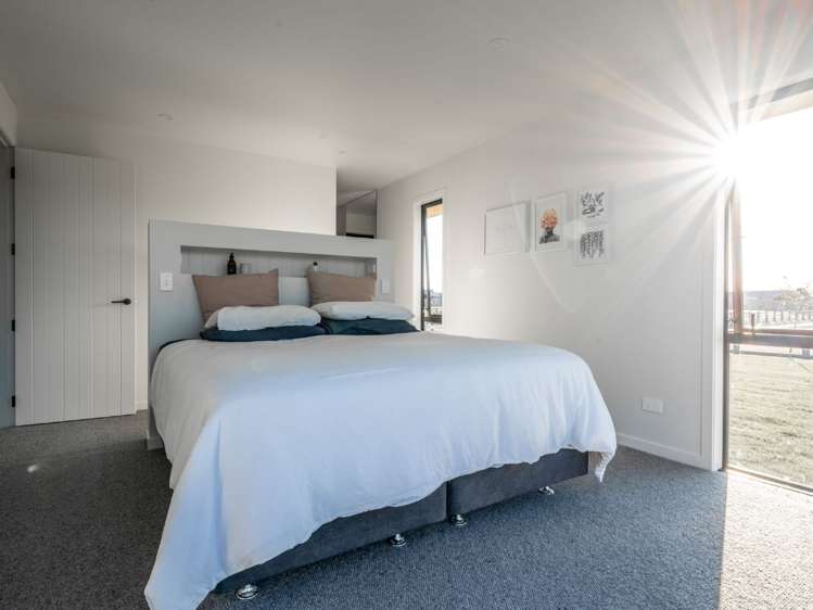 83 Sunline Drive Leamington_12