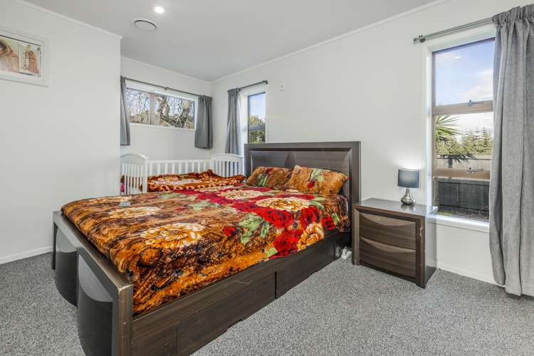 1/1 Peguero Place Totara Heights_5