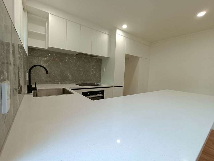 2/32 Tarawera Terrace St Heliers_3