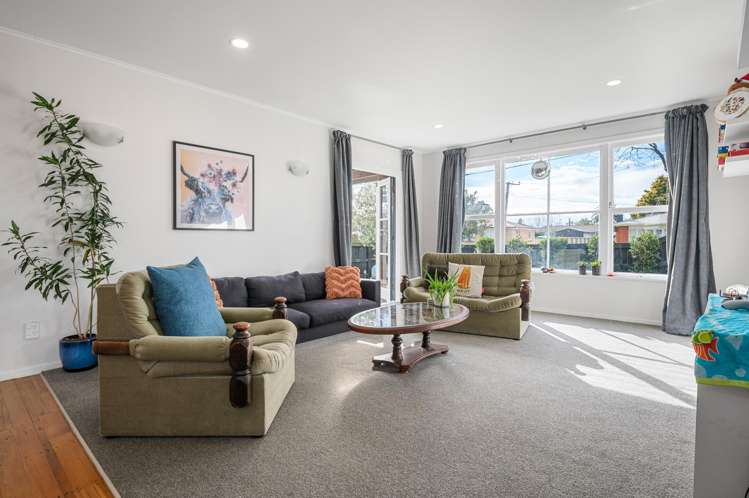 9 Richan Street Glenview_7