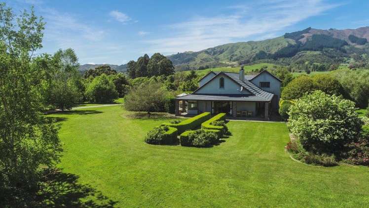 72 Boyle Street Kahurangi National Park_1