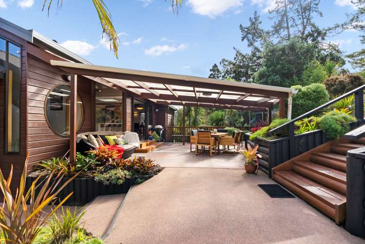 118 Memorial Drive Parahaki_26