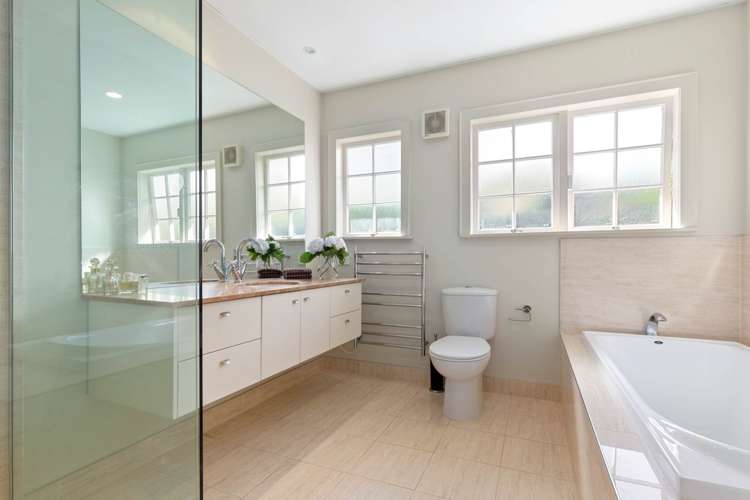 33a Bay Road Saint Heliers_17