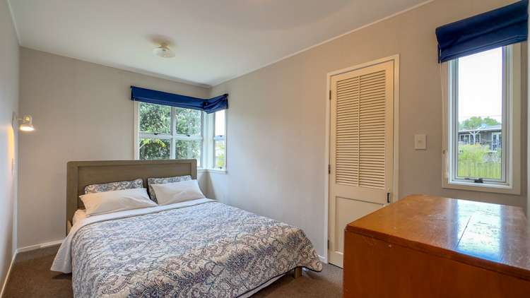 107 Howard Road Orere Point_16