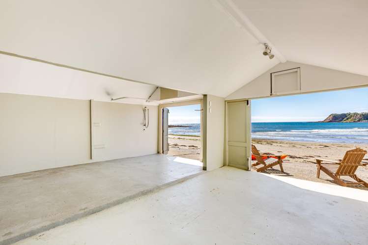 4 & 5 South Beach Road Titahi Bay_12