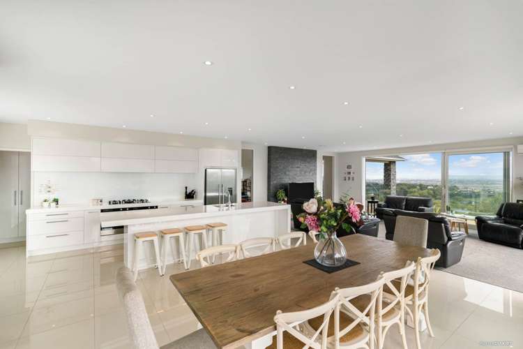 928 Redoubt Road Flat Bush_8