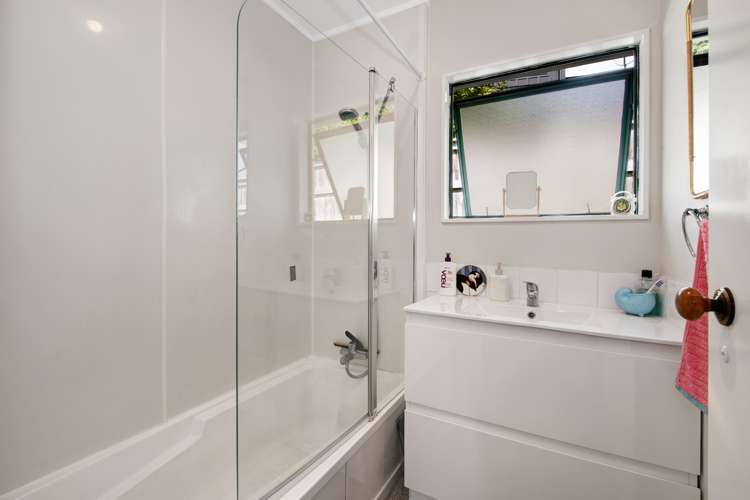 68 Matija Place Red Beach_25