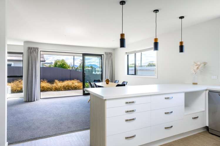 72A Redwood Street Redwoodtown_9