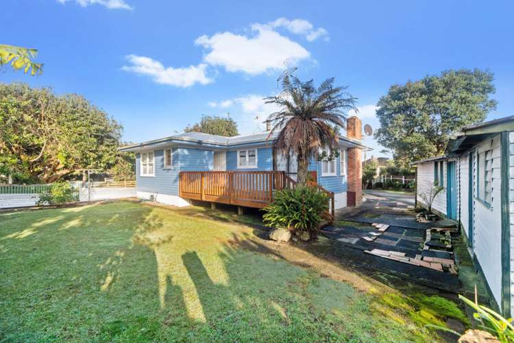 11 Leslie Place Otara_6