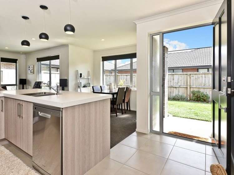 34 Edgeview Crescent Fitzroy_7