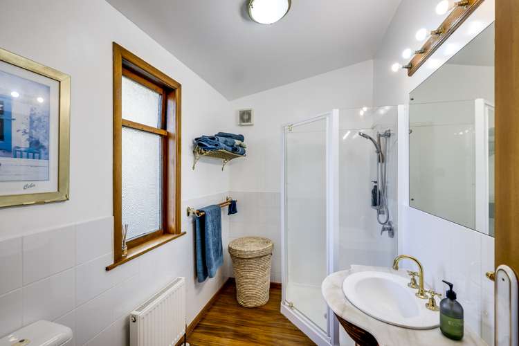 2 Cobden Crescent Bluff Hill_10