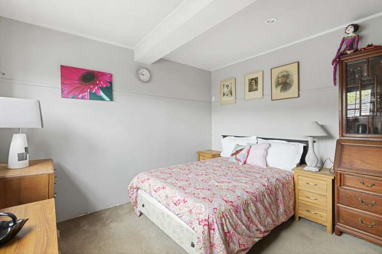 54 Rukutai Street Orakei_13