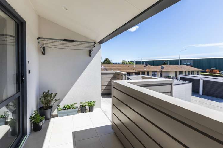 8/80 Shakespeare Road_2