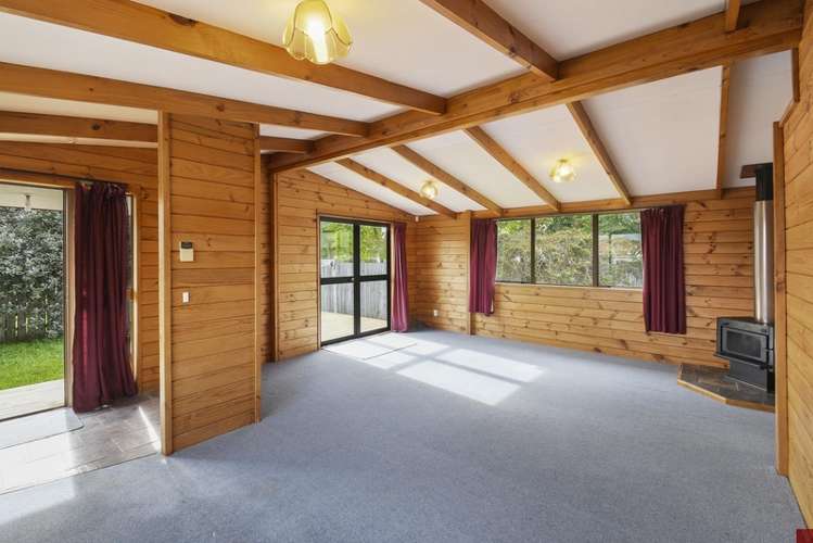 1/12 Balmore Place Wattle Downs_3