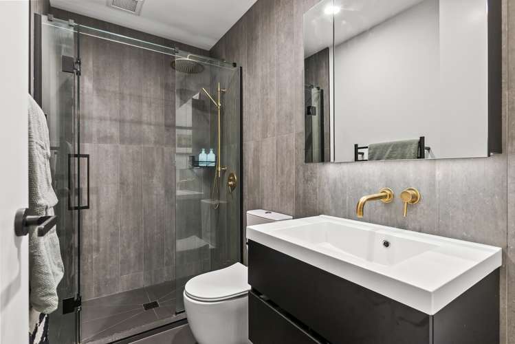 502/6 Dock Street Auckland Central_16