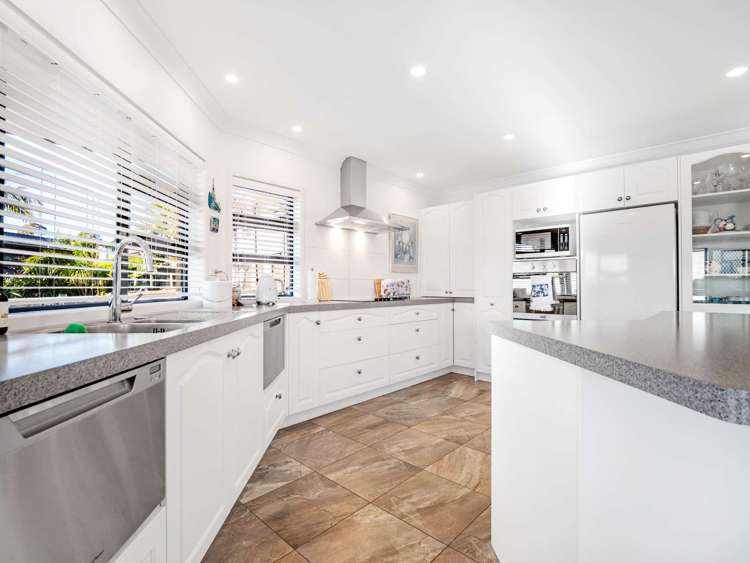 7 Waka Way Bellevue_3