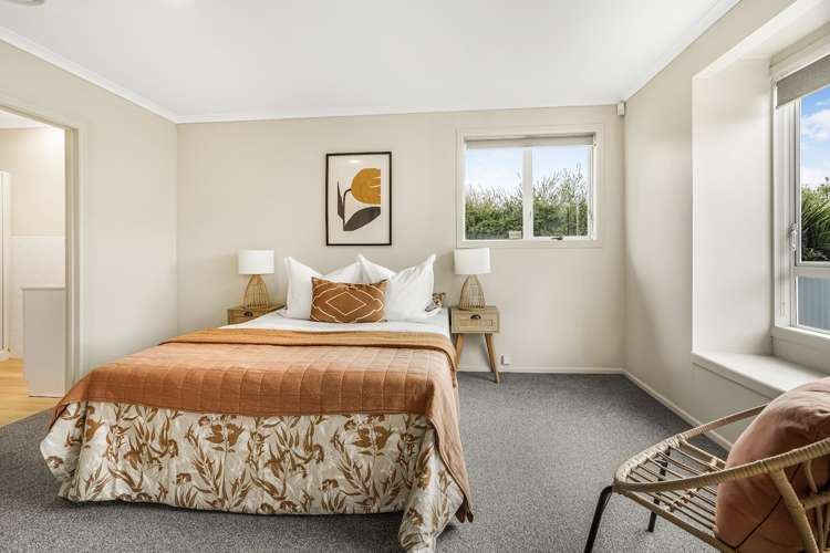 31 Garden Heights Avenue Glenview_14