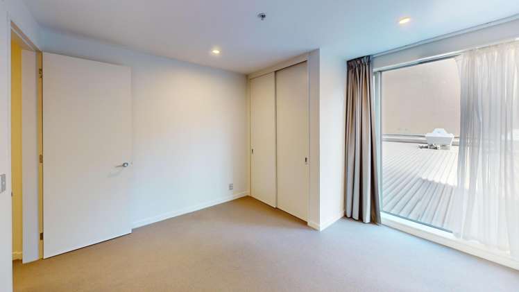 1B/42 Cable Street 2185_5