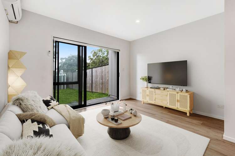 13 Eileen Newey Place_1