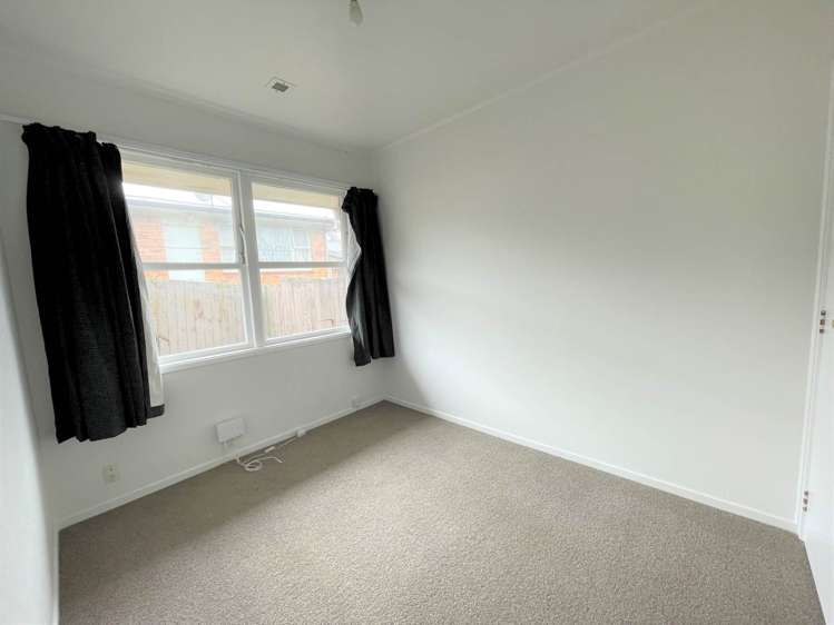 3/16 Mount Smart Road Royal Oak_5