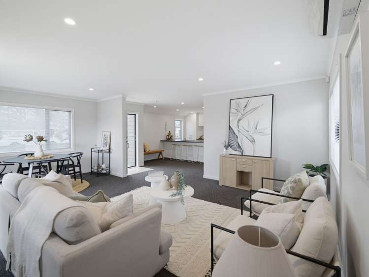 206 Park Road North_1